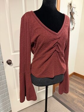 Shyanne Textured Bell Sleeve Top XL Burgundy Boho V-Neck Blouse